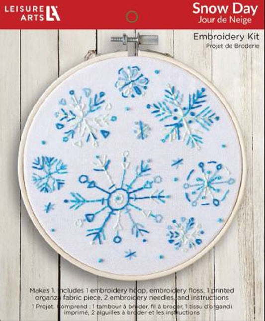 Stamped Embroidery Kit - Snow Day - Leisure Arts