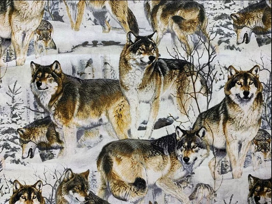 7/8 Yard Wolves In The Snow - David Textiles